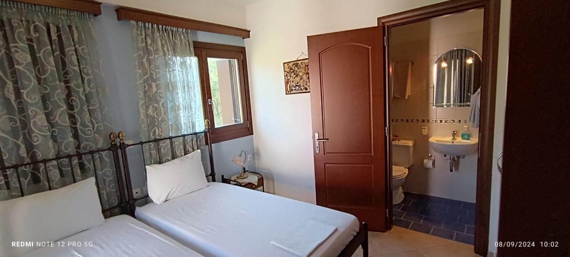 Evinos Village Resort Gefira Mpania Dış mekan fotoğraf