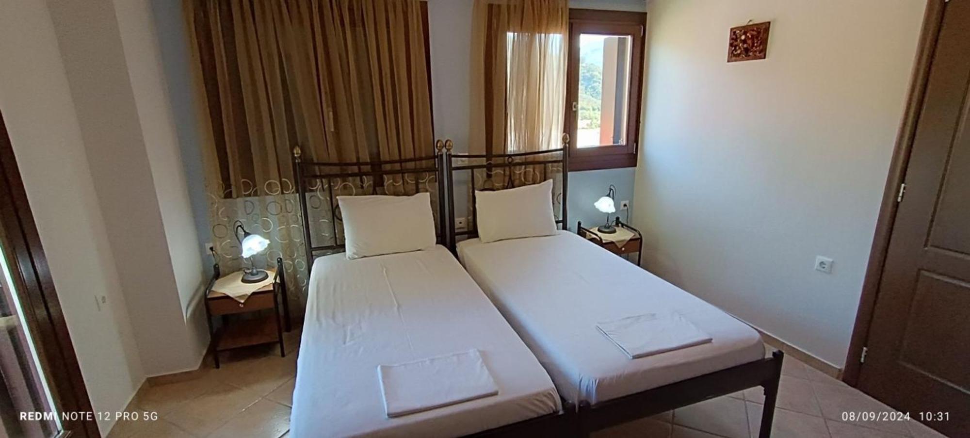 Evinos Village Resort Gefira Mpania Dış mekan fotoğraf